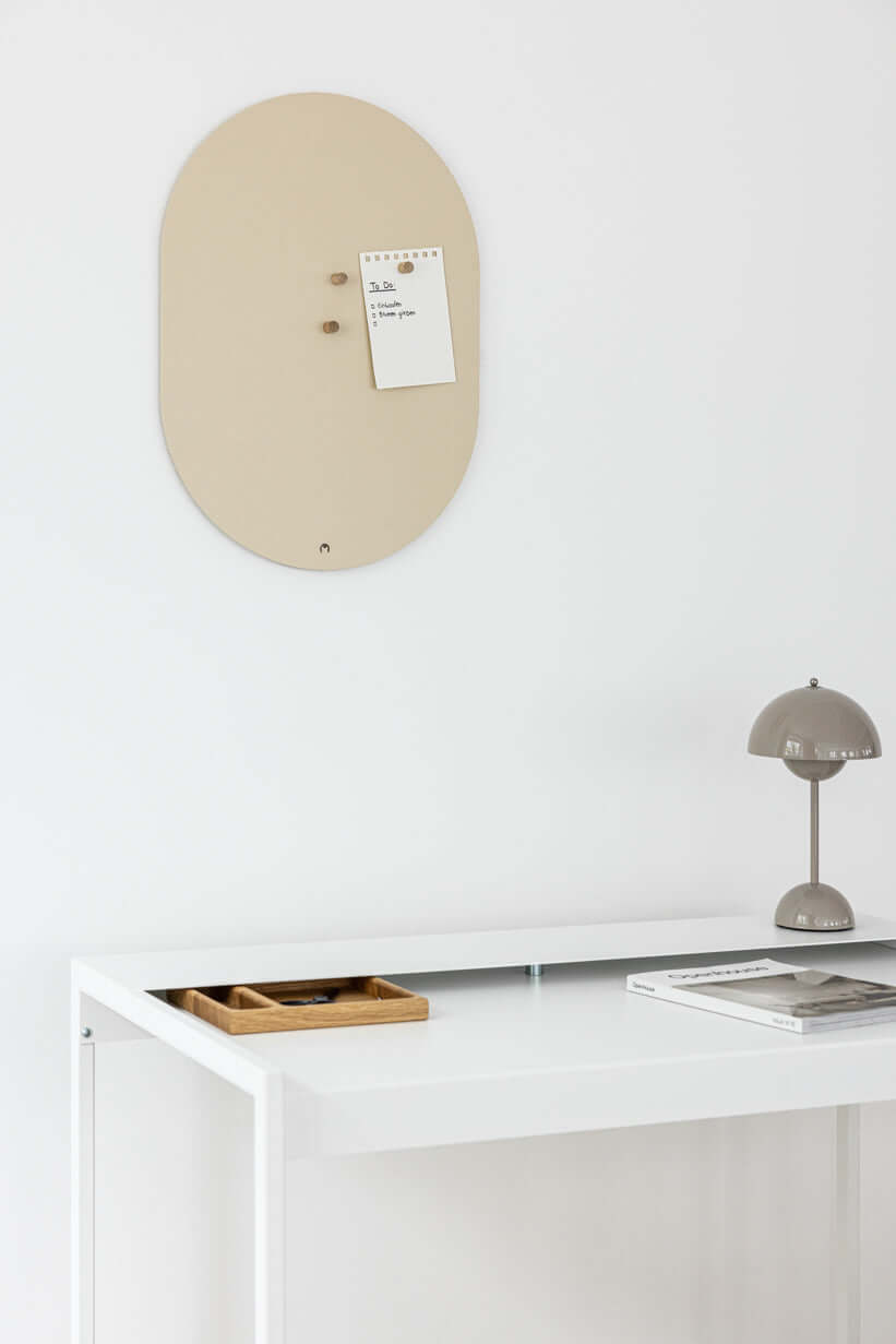 Beige Magnettafel für Wandmontage